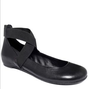 Kenneth Cole Reaction Ballet Flats Dress